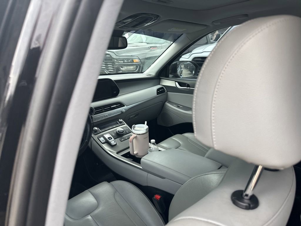 Used 2021 Hyundai Palisade SEL w/ Premium Package image 10