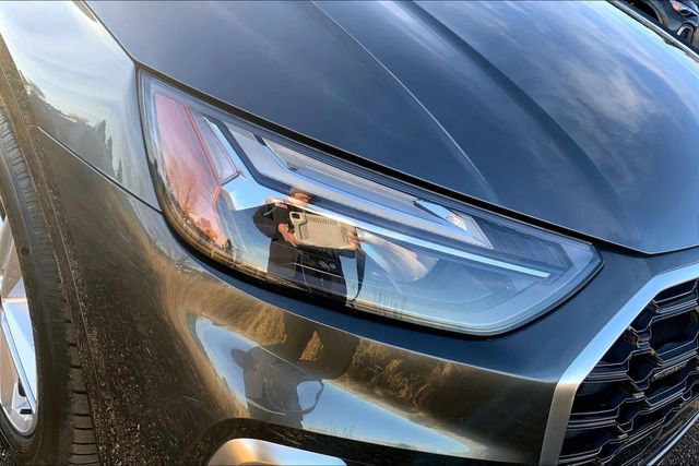 Used 2021 Audi Q5 e Premium Plus w/ Premium Plus Package image 28