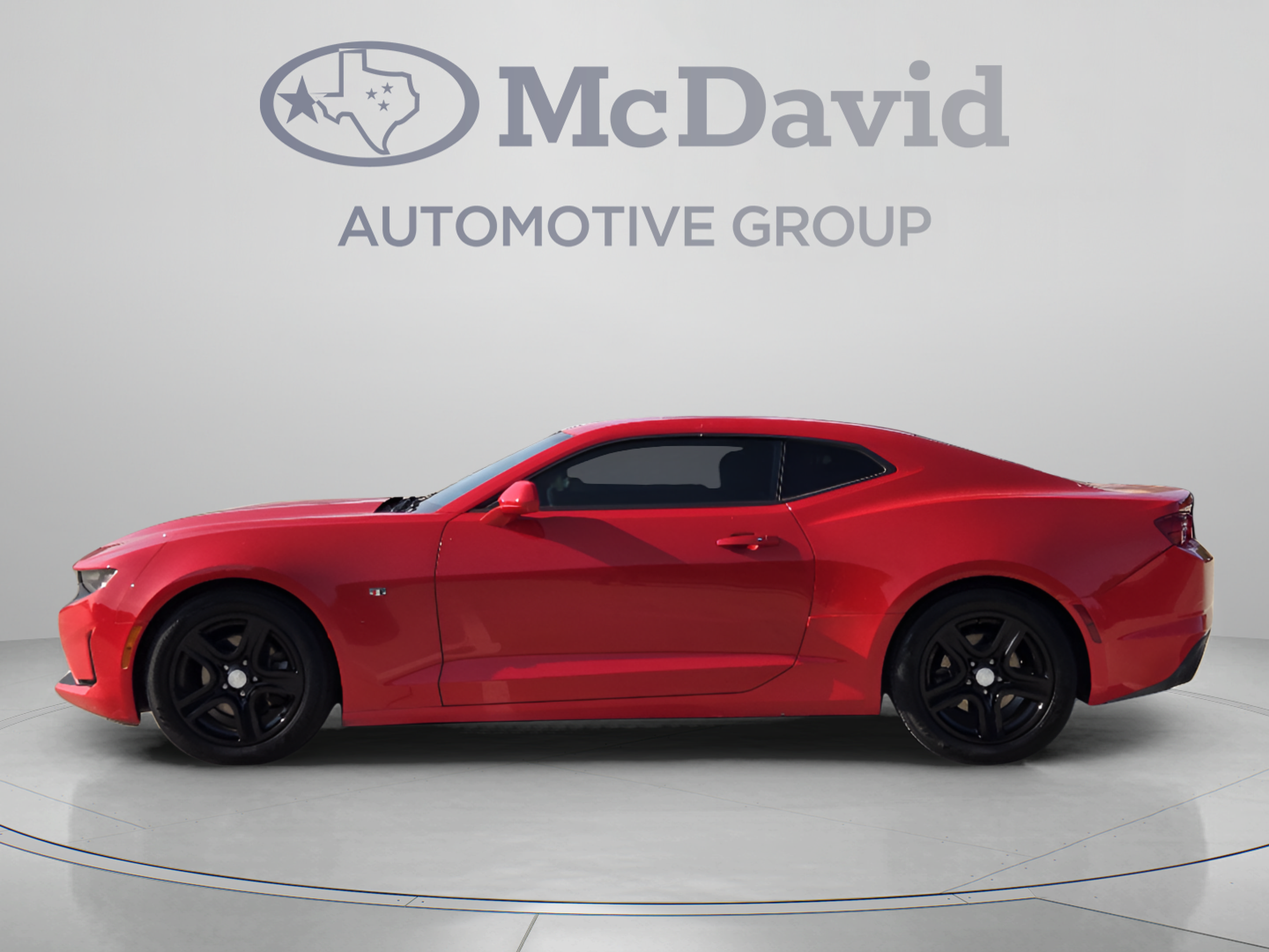 Used 2019 Chevrolet Camaro LT RWD image 2
