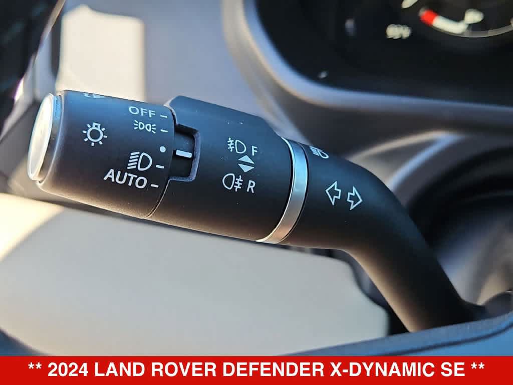 Used 2024 Land Rover Defender 130 X-Dynamic SE AWD/4WD image 27