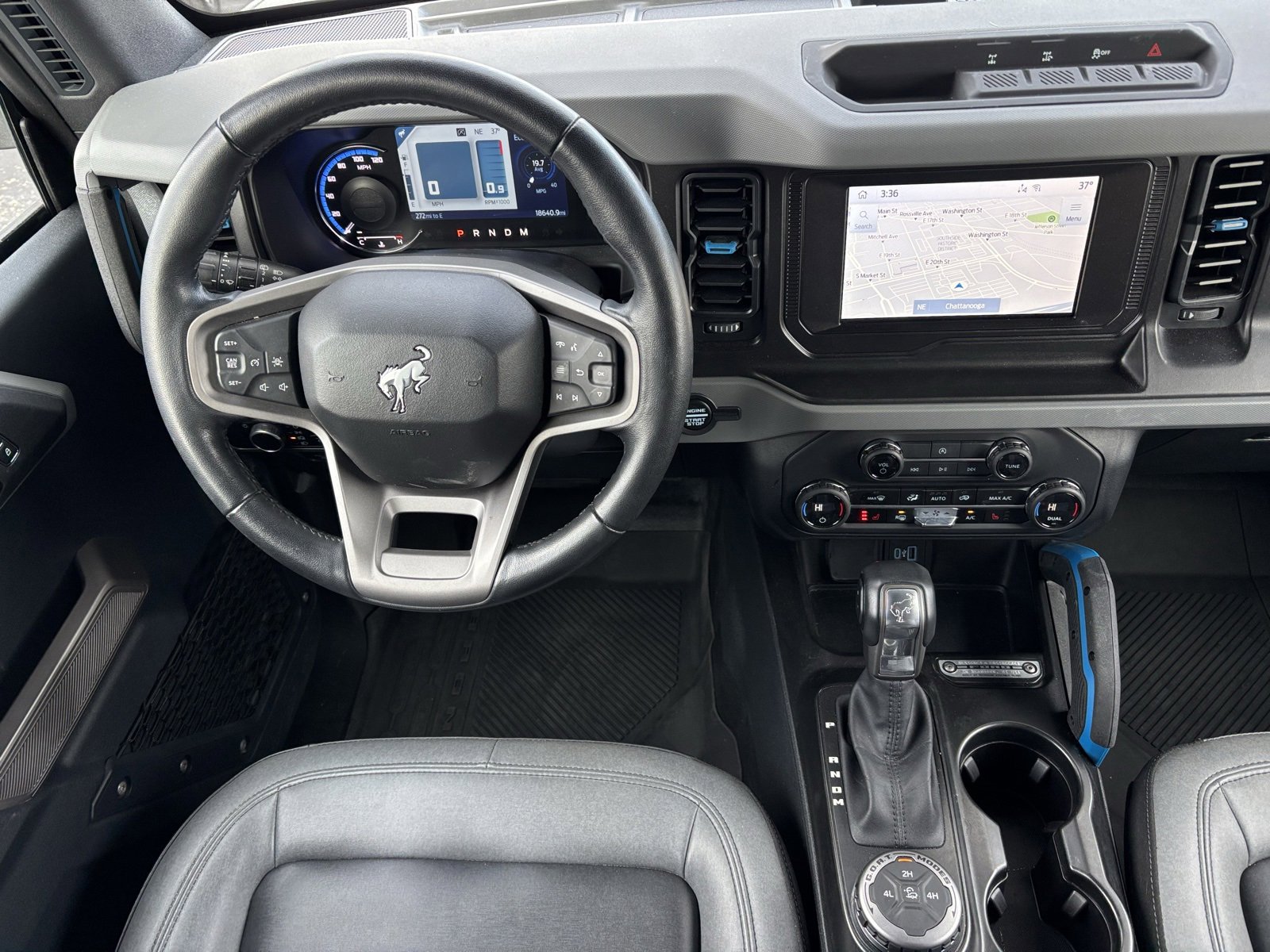 Used 2023 Ford Bronco Black Diamond image 3