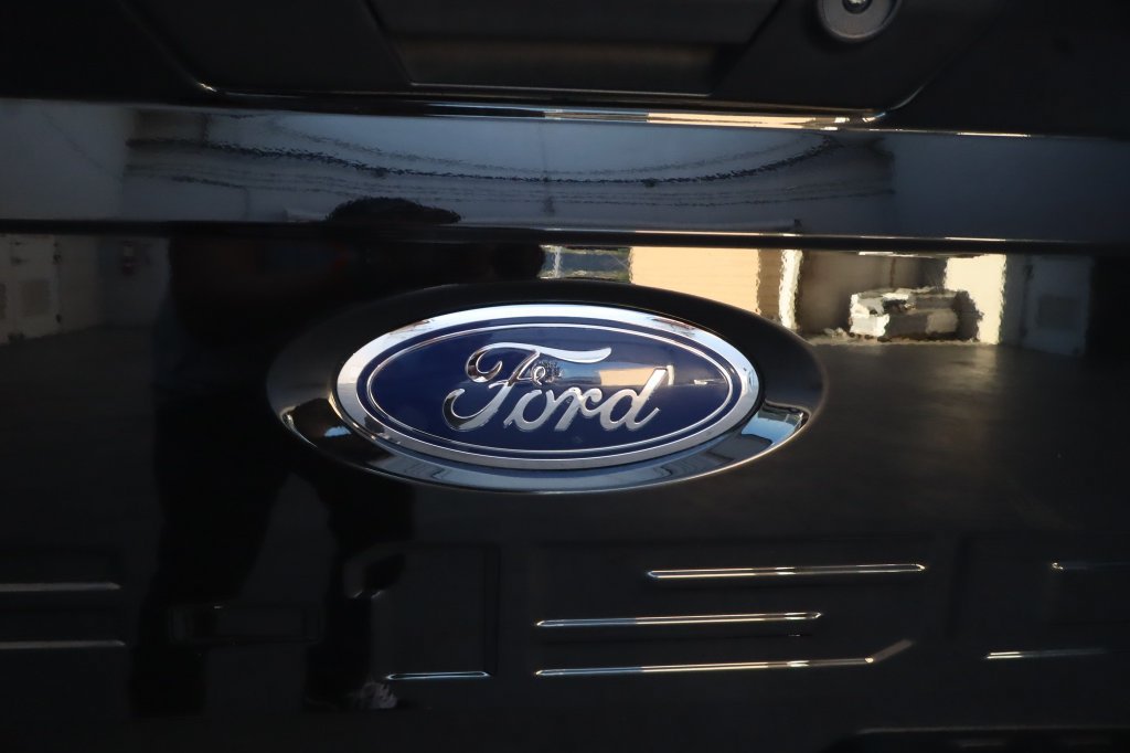 Used 2023 Ford F150 Lightning XLT AWD/4WD image 34