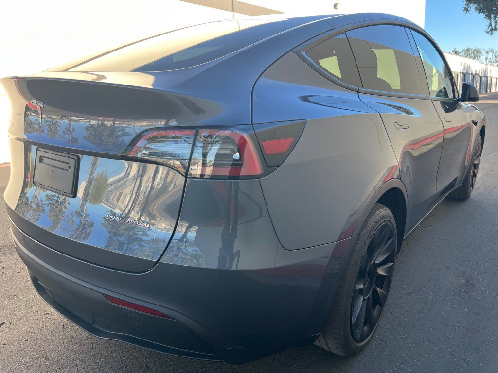 Used 2023 Tesla Model Y Long Range image 8