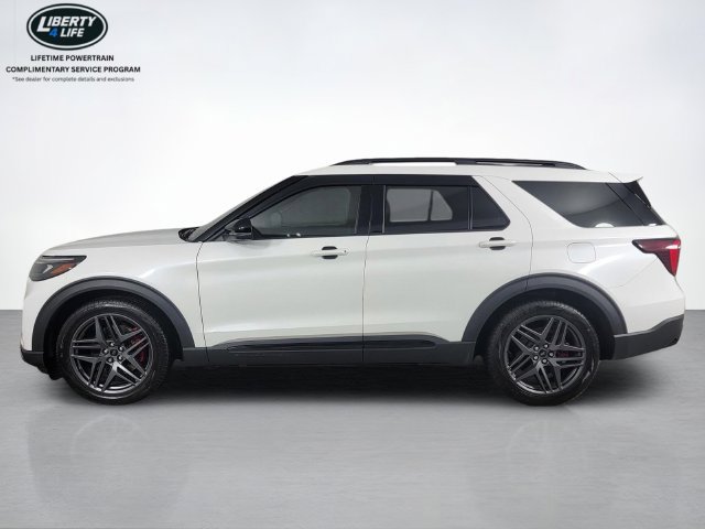 Used 2025 Ford Explorer ST w/ Sun And Sound Package AWD/4WD image 6