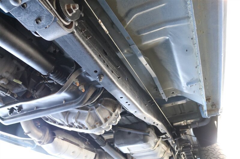 Used 1997 Ford F250 4x4 Regular Cab Heavy Duty image 33