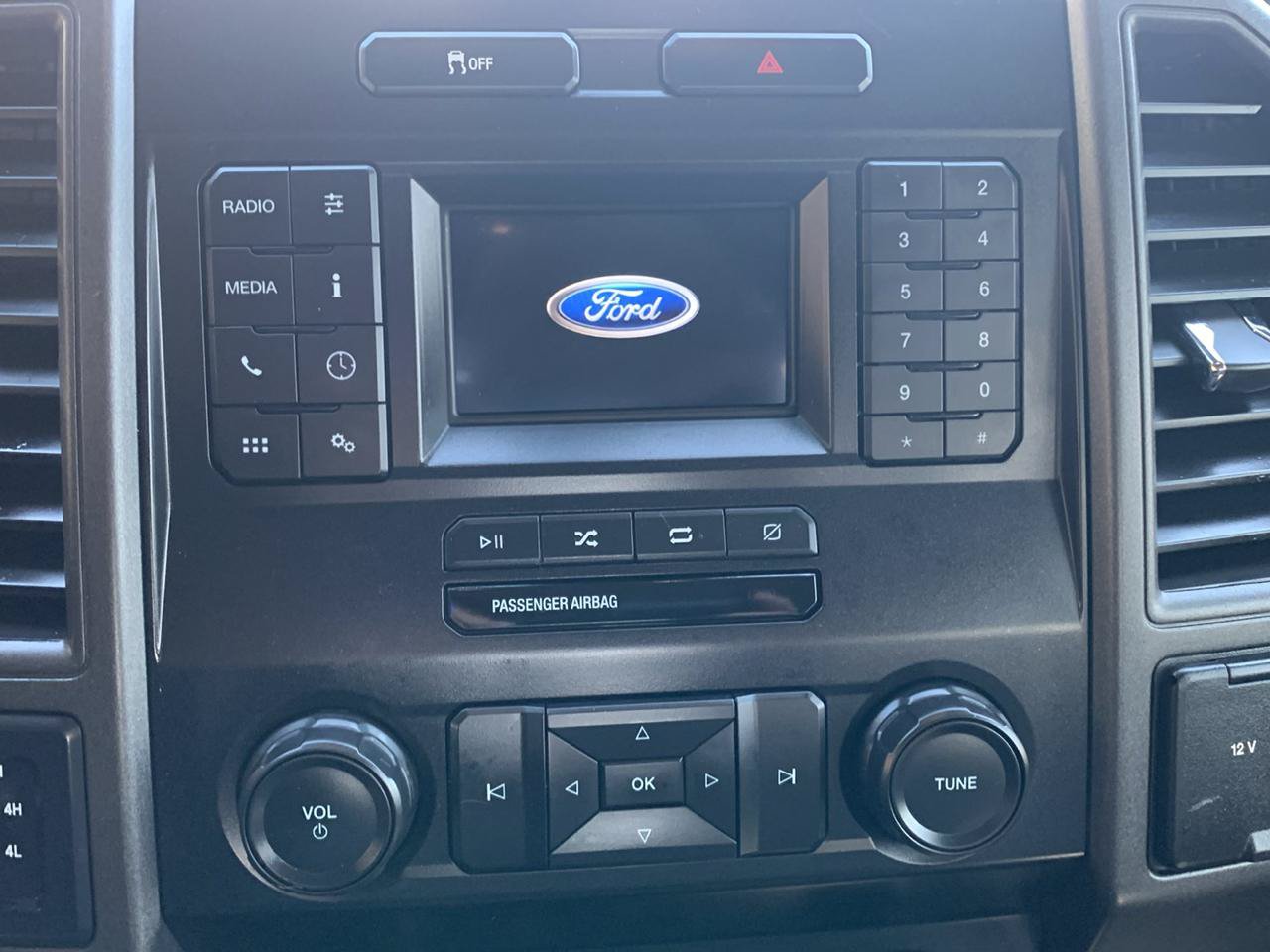 Used 2022 Ford F250 XL w/ Power Equipment Group AWD/4WD image 27