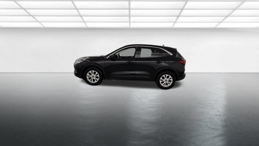 Used 2023 Ford Escape Active AWD/4WD image 5