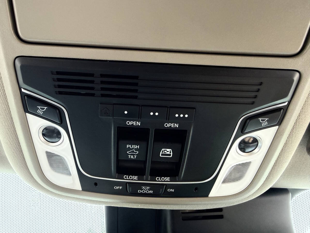 Used 2019 Honda Ridgeline RTL-E image 33