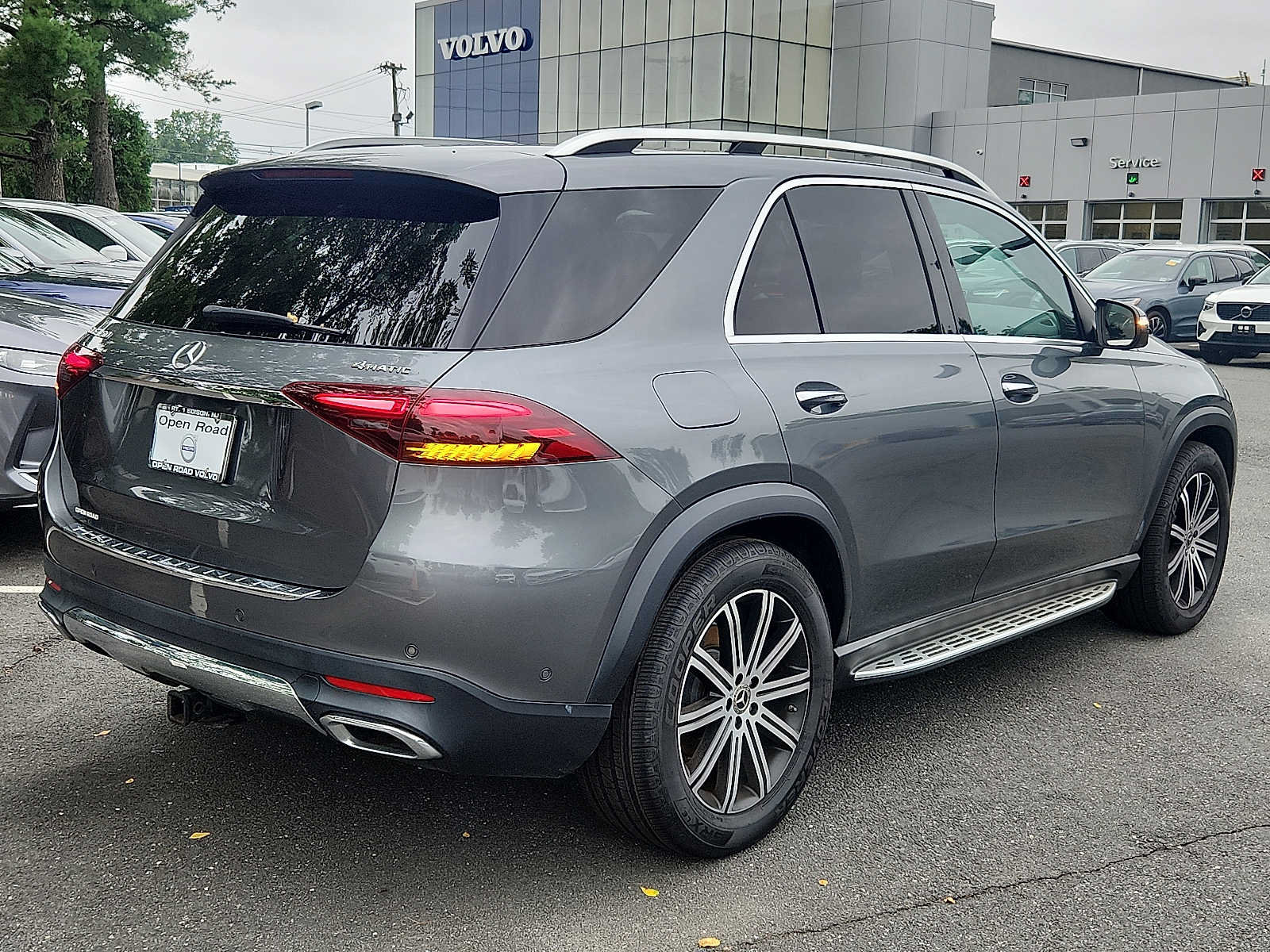 Used 2024 Mercedes-Benz GLE 350 4MATIC image 6