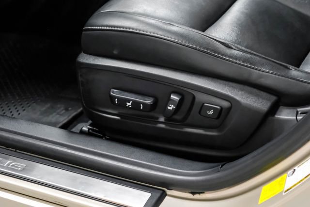 Used 2013 Lexus ES 300h w/ Premium Pkg image 39