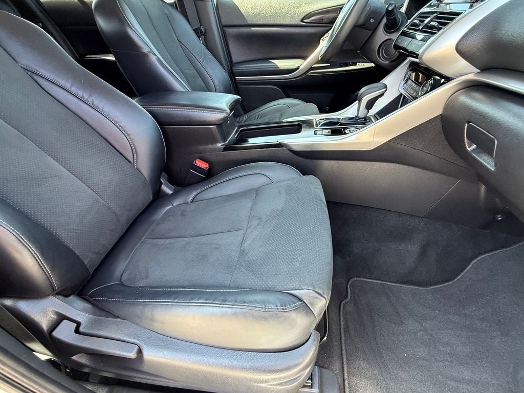 Used 2023 Mitsubishi Eclipse Cross SE AWD/4WD image 10