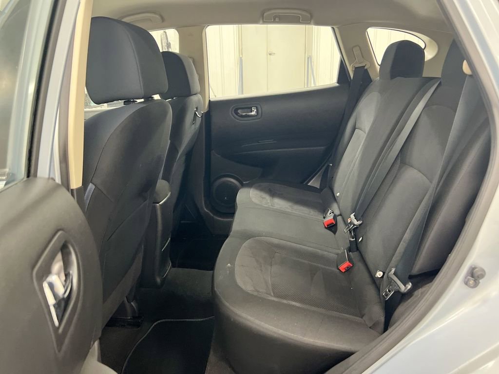 Used 2014 Nissan Rogue S image 21