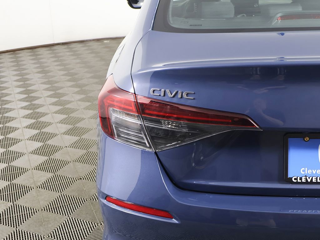Used 2025 Honda Civic Sport image 13