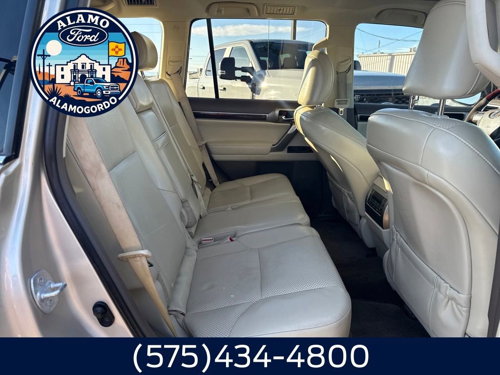 Used 2011 Lexus GX 460 image 16