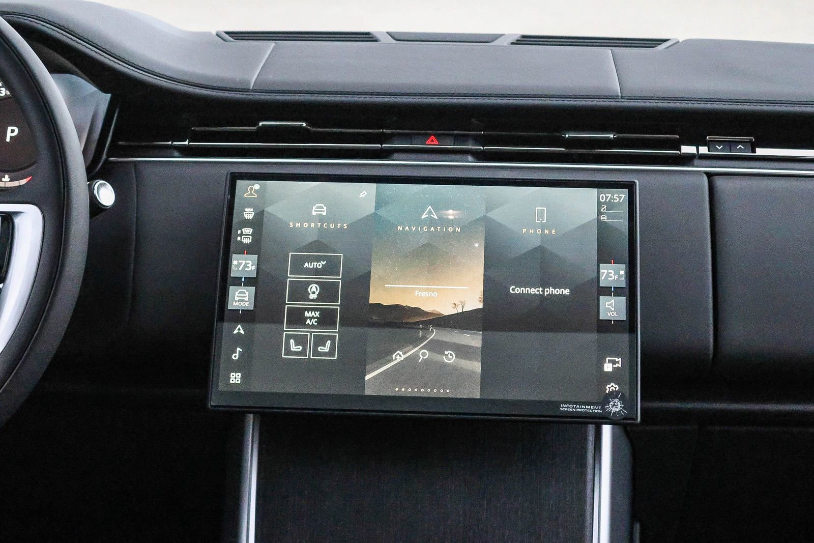 New 2025 Land Rover Range Rover Long Wheelbase SE image 27