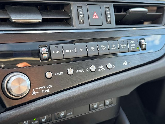 Certified 2023 Lexus ES 350 w/ Premium Package FWD image 34
