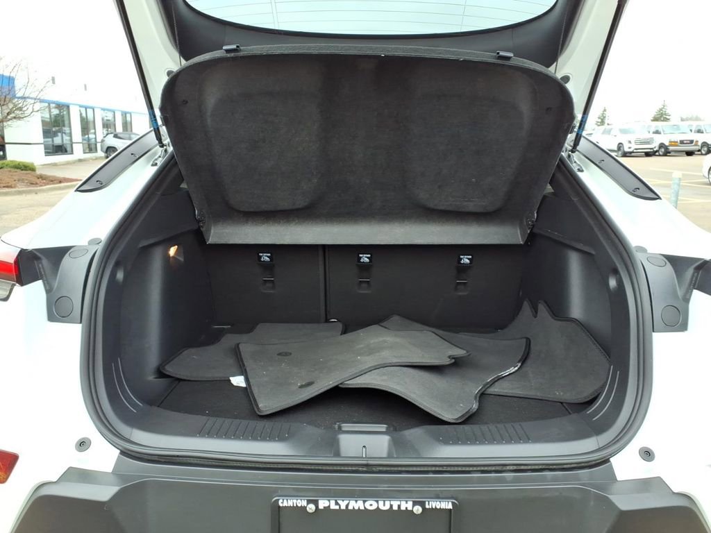 Certified 2025 Buick Envista Preferred w/ Convenience I Package FWD image 8