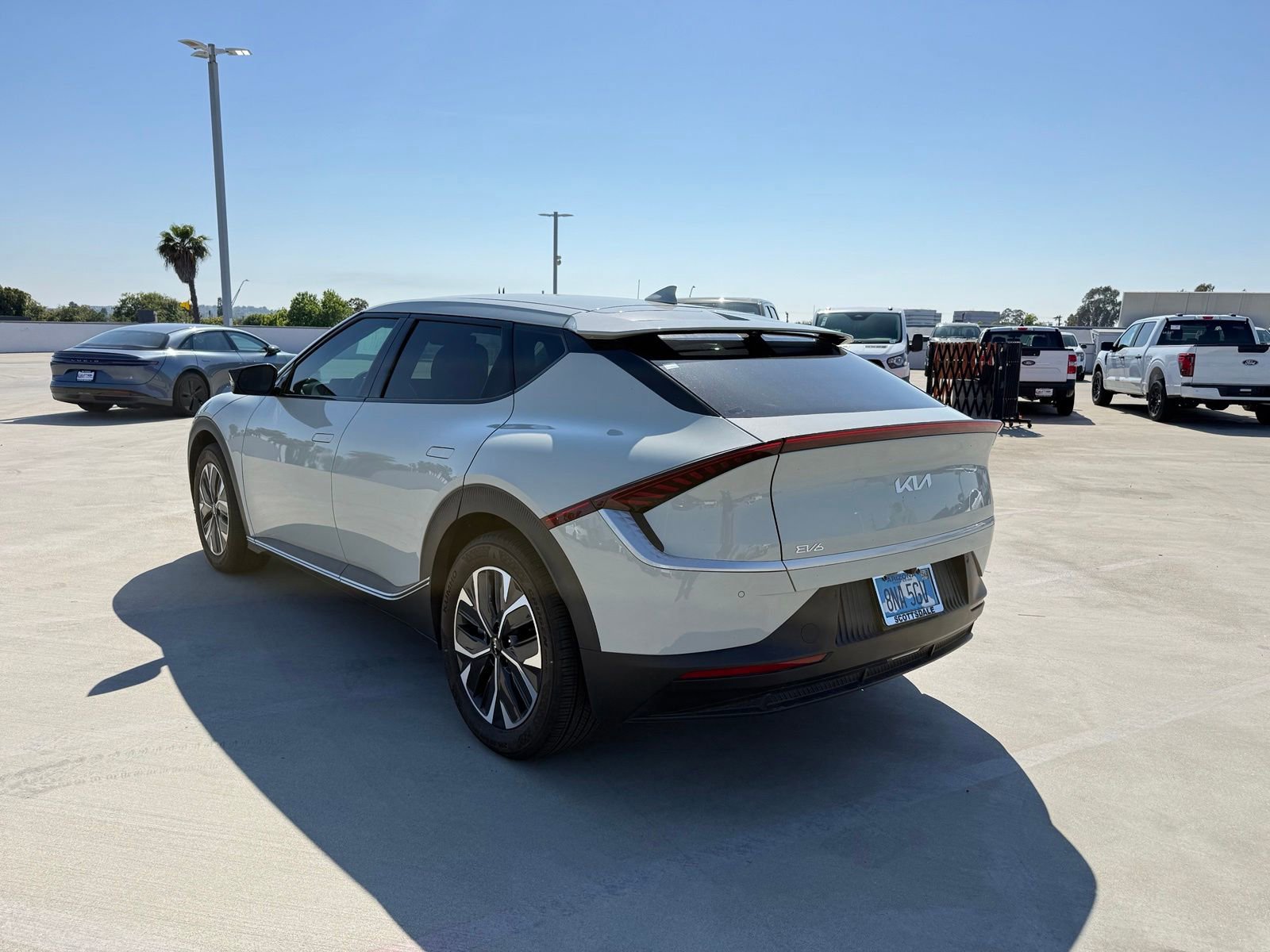 Used 2024 Kia EV6 Light RWD image 2