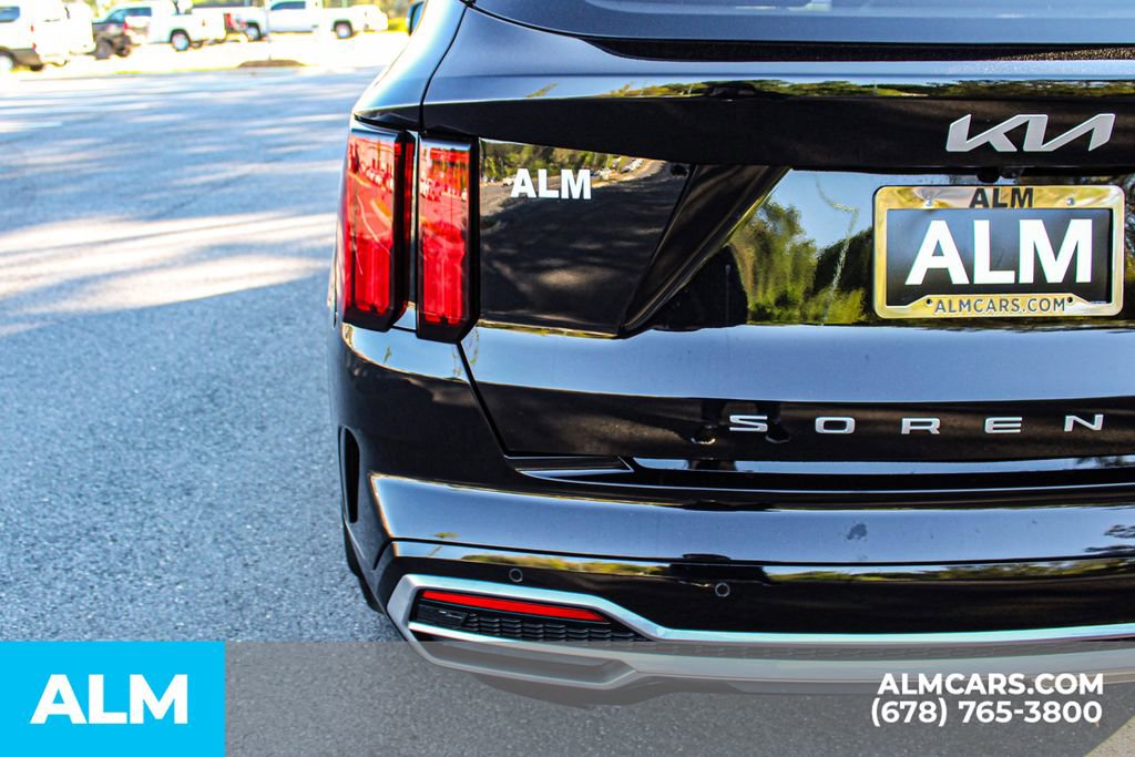 Used 2022 Kia Sorento SX image 12