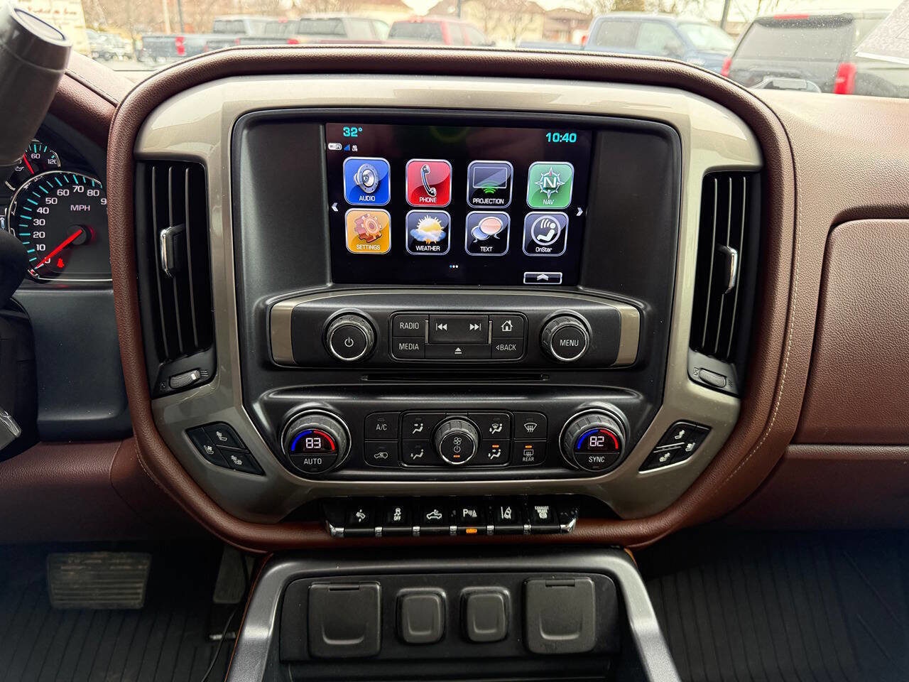 Used 2019 Chevrolet Silverado 2500 High Country w/ Duramax Plus Package image 17