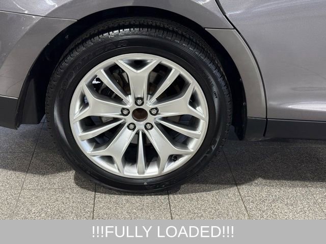 Used 2014 Ford Taurus Limited image 11