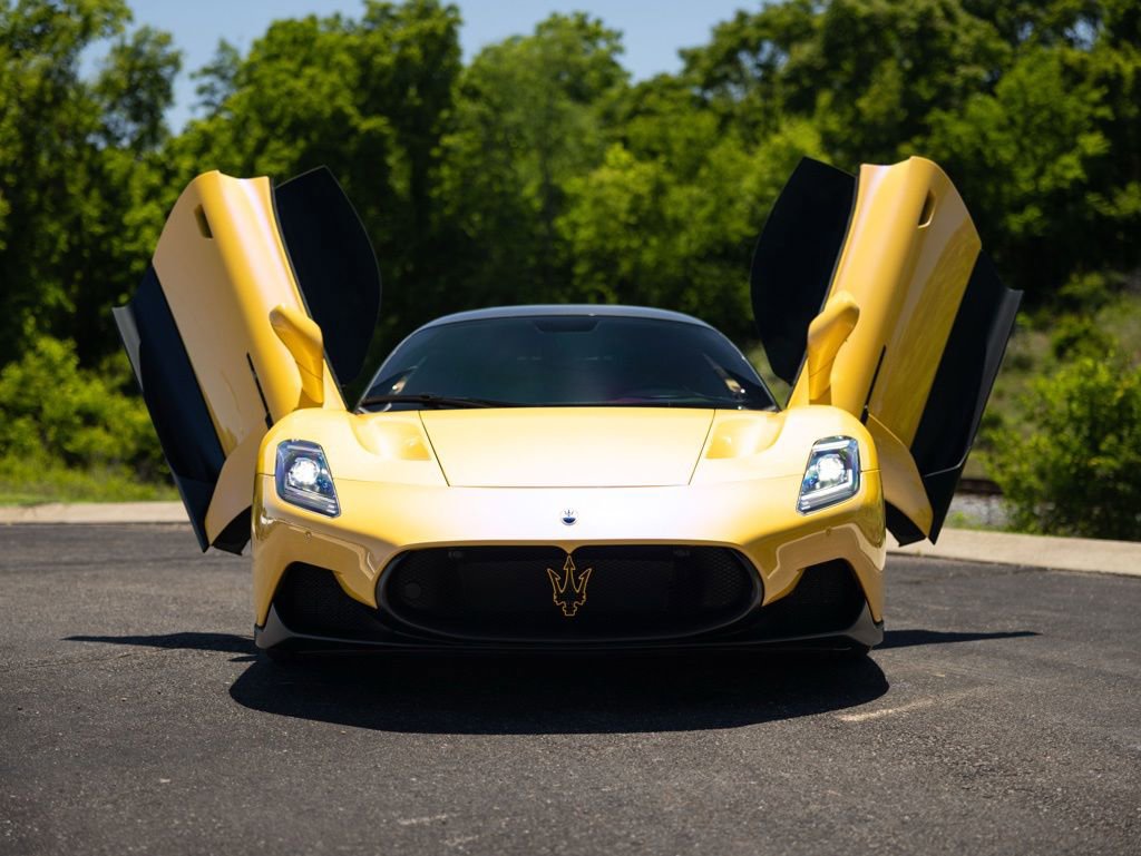 Used 2022 Maserati MC20 Coupe RWD image 11