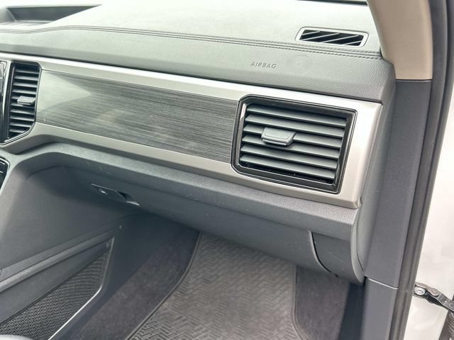 Used 2021 Volkswagen Atlas SEL FWD image 30
