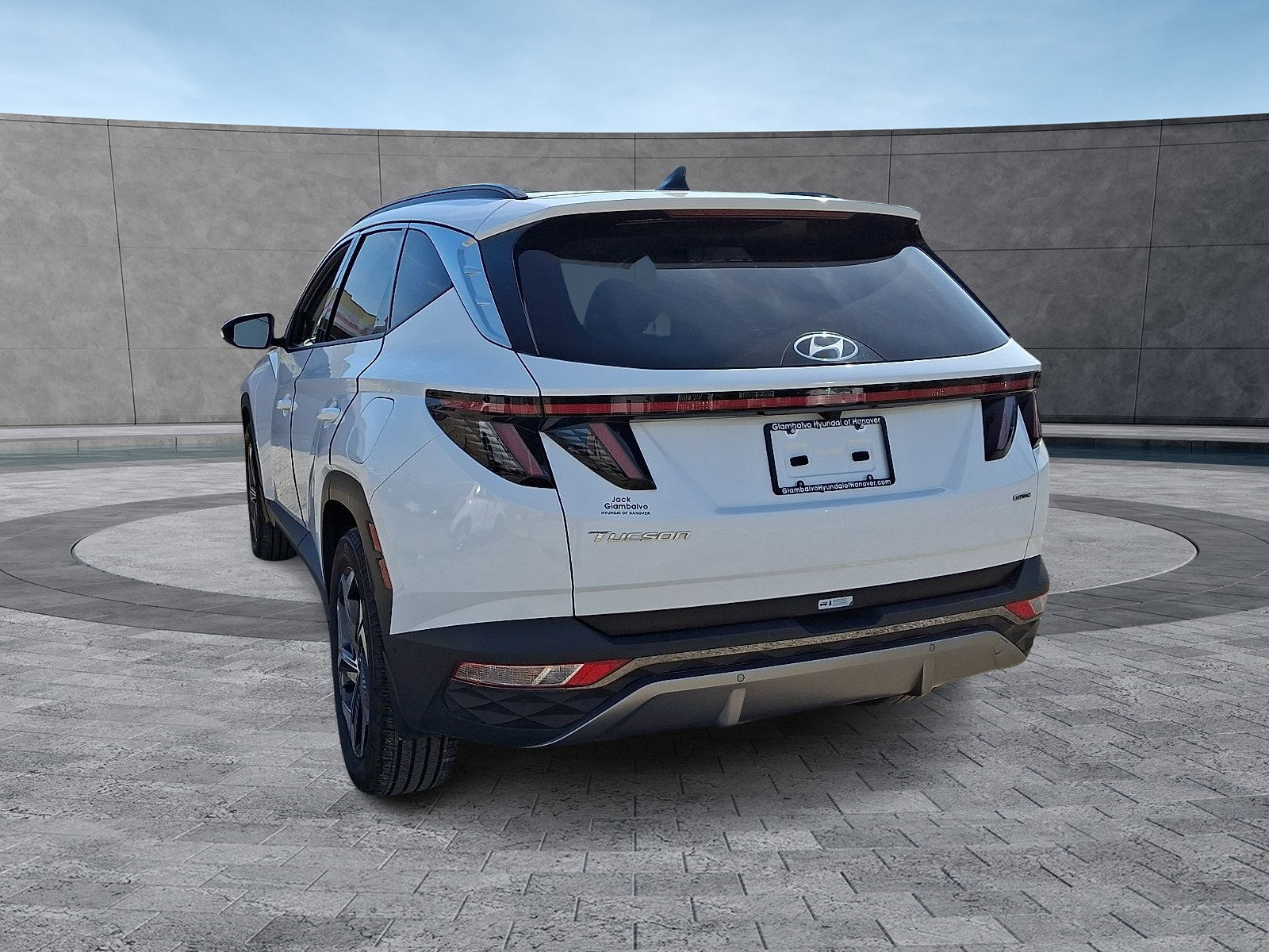 Certified 2022 Hyundai Tucson Limited w/ Cargo Package image 8