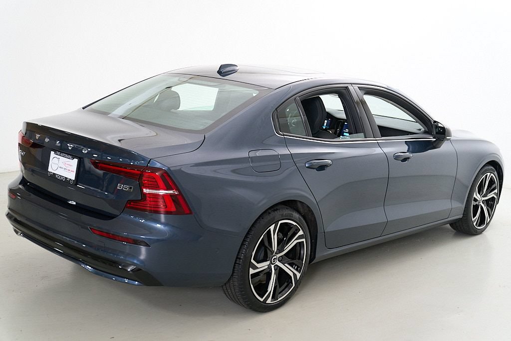 Certified 2024 Volvo S60 B5 Plus AWD/4WD image 8