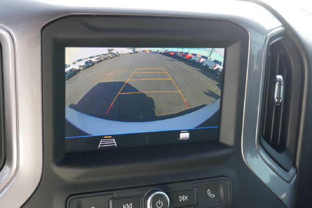 Used 2023 Chevrolet Silverado 2500 Custom w/ Custom Convenience Package AWD/4WD image 3