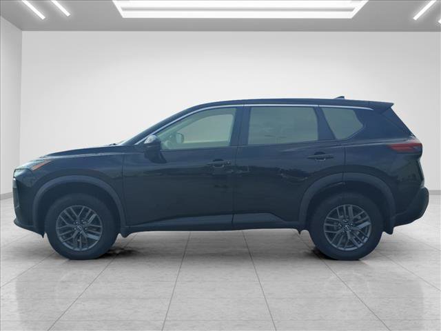 Used 2022 Nissan Rogue S AWD/4WD image 6