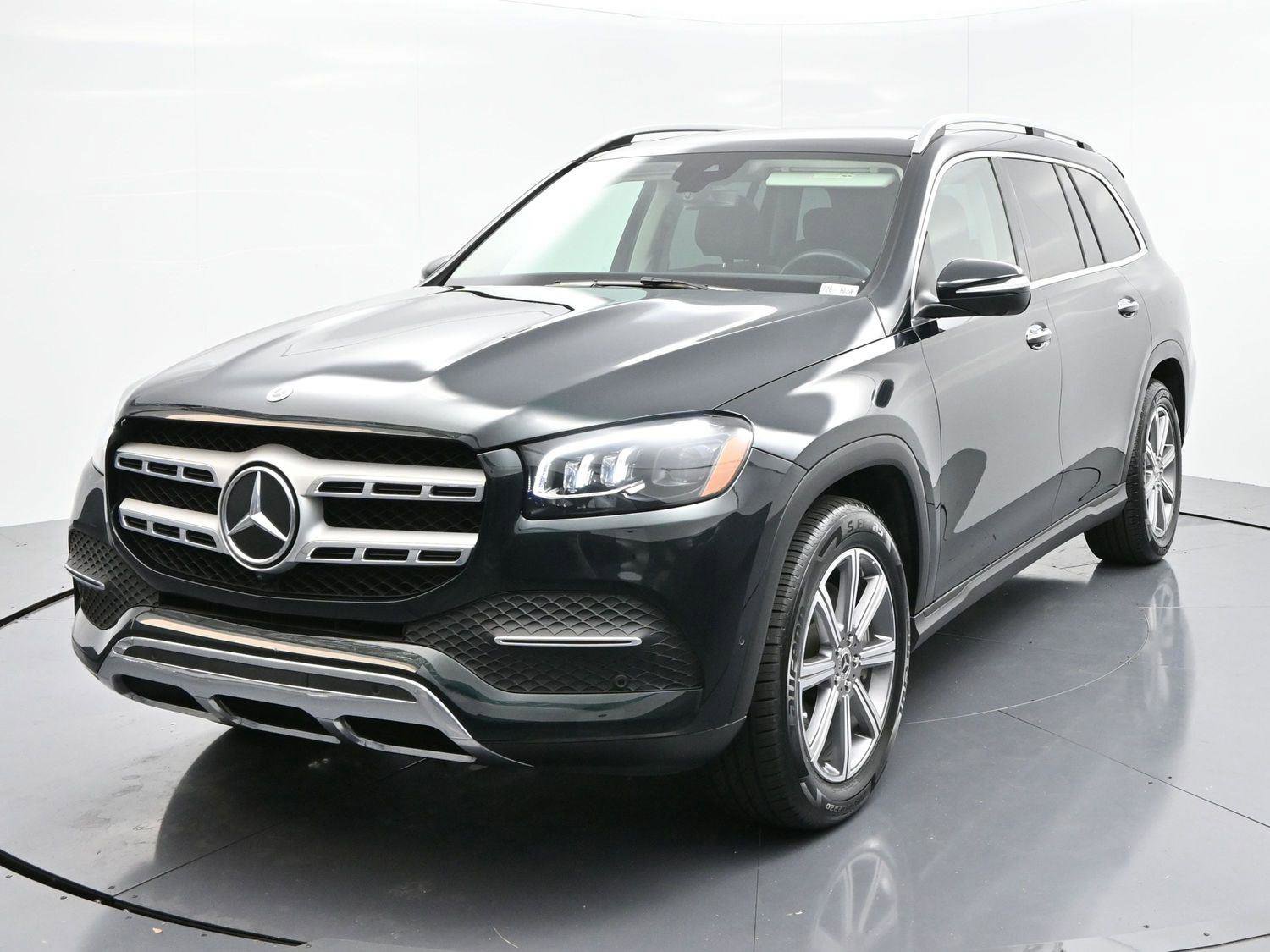 Used 2023 Mercedes-Benz GLS 450 4MATIC image 3