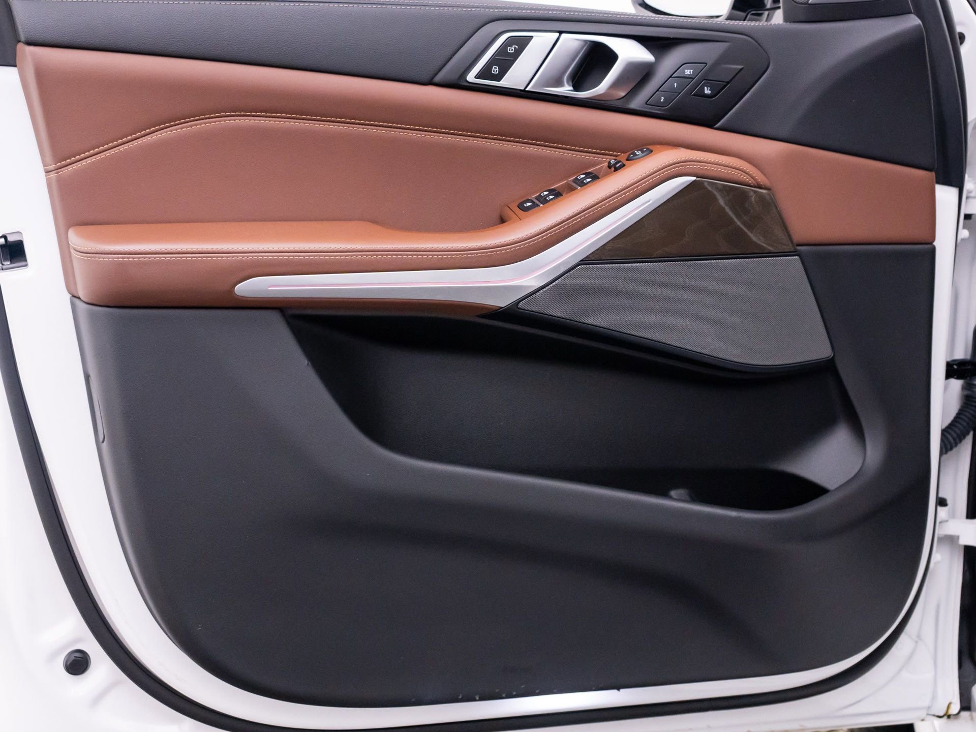 Certified 2023 BMW X5 M50i w/ Executive Package image 14