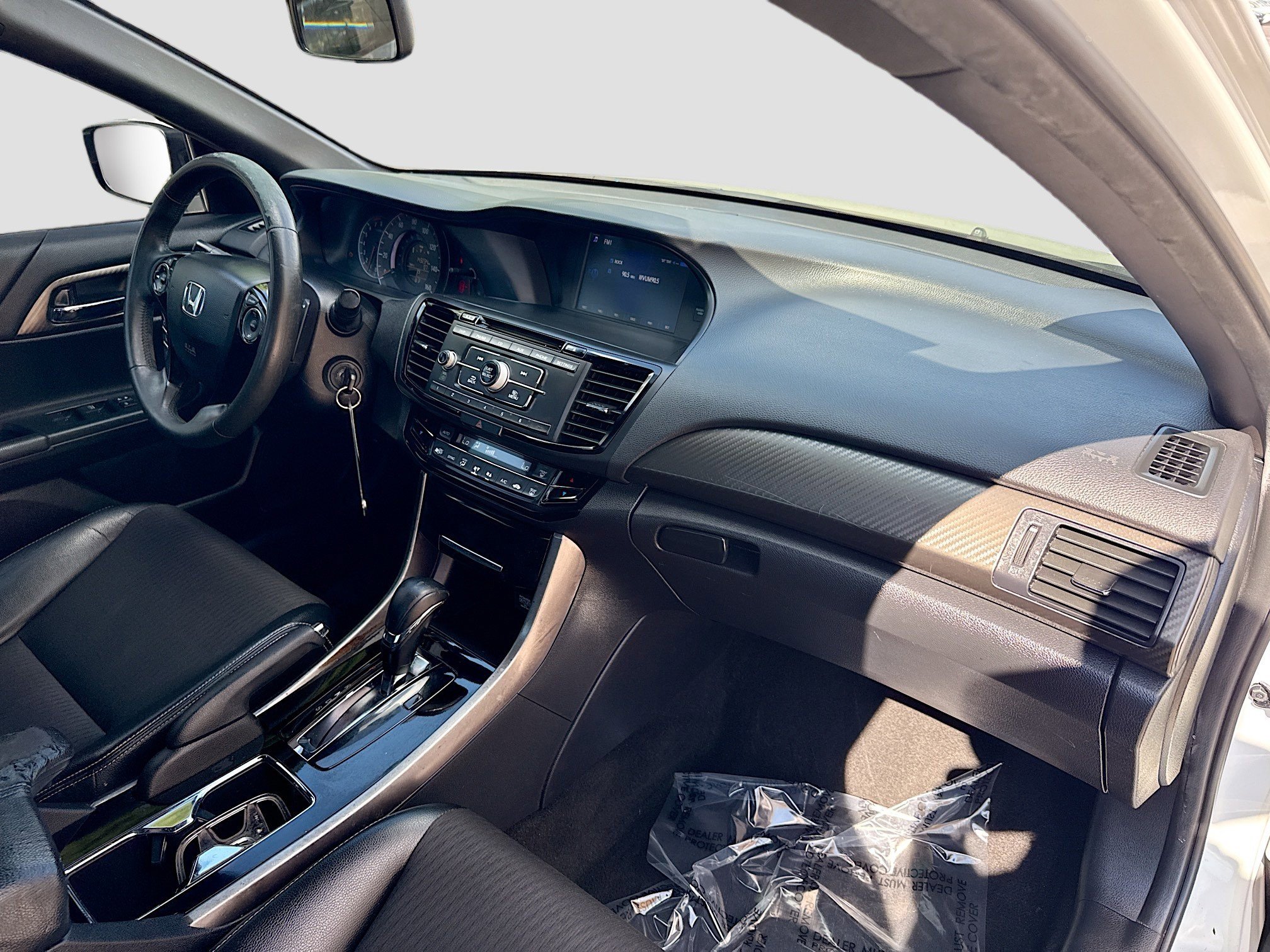 Used 2016 Honda Accord Sport image 31