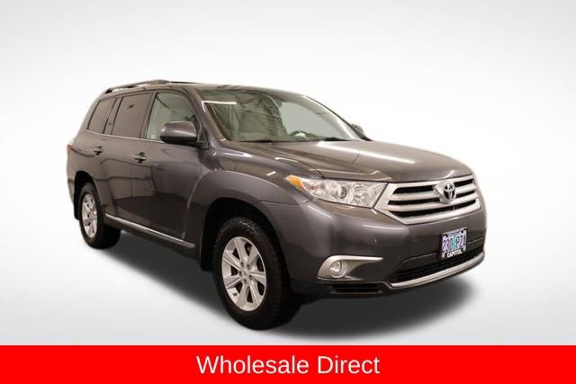 Used 2012 Toyota Highlander 4WD w/ Tech Pkg image 1