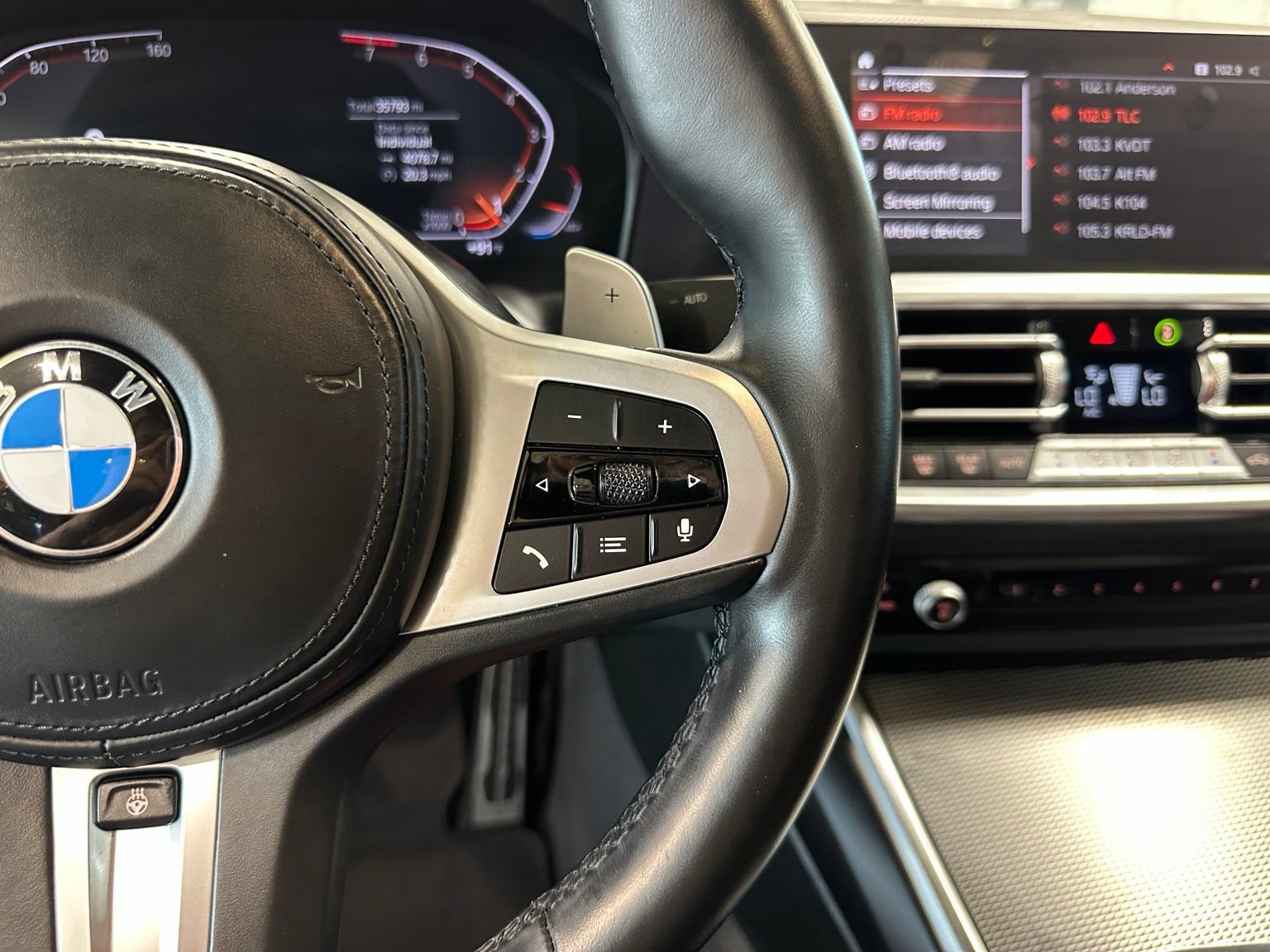 Used 2022 BMW 230i Coupe w/ Premium Package RWD image 21