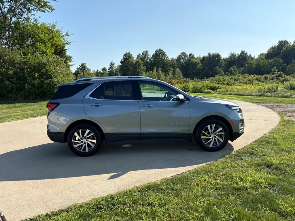 Used 2023 Chevrolet Equinox Premier FWD image 10