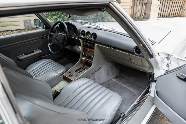 Used 1988 Mercedes-Benz 560 SL image 74