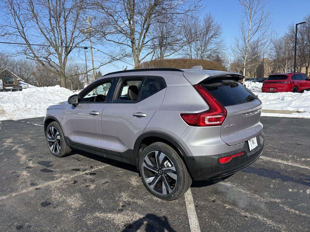 New 2026 Volvo XC40 B5 Ultra w/ Protection Package Premier image 5