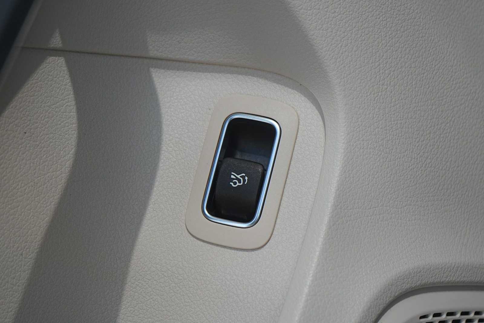 Used 2021 Mercedes-Benz A 220 image 26