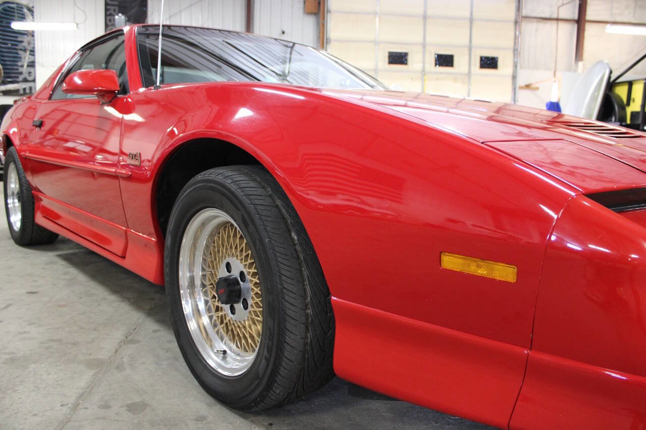 Used 1988 Pontiac Firebird Trans Am image 13