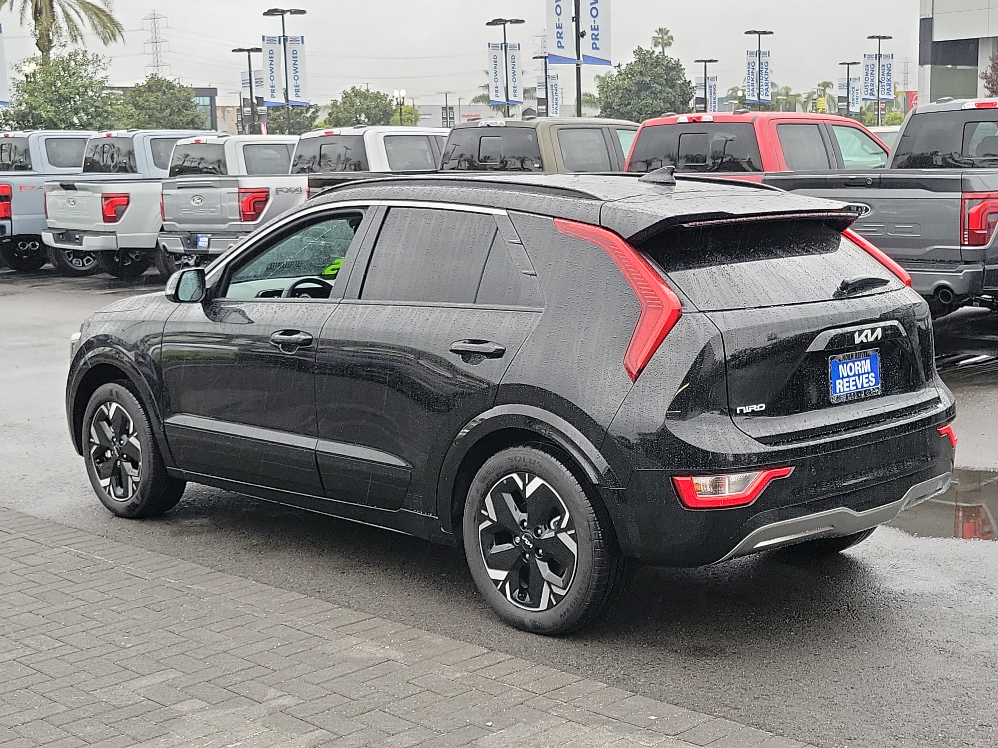 Used 2025 Kia Niro Wind image 27