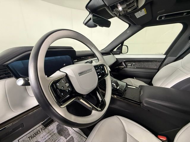 Certified 2025 Land Rover Range Rover Sport Dynamic SE AWD/4WD image 6