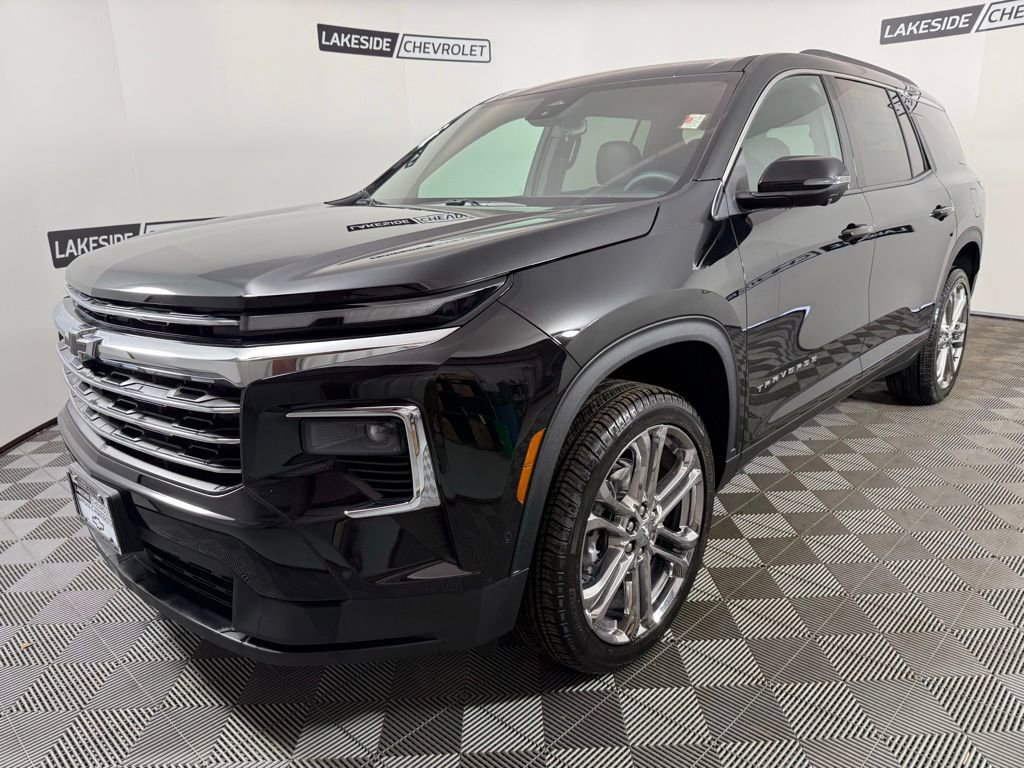 New 2025 Chevrolet Traverse LT w/ Enhanced Driving Package image 2