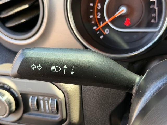Used 2022 Jeep Wrangler Sport S image 15