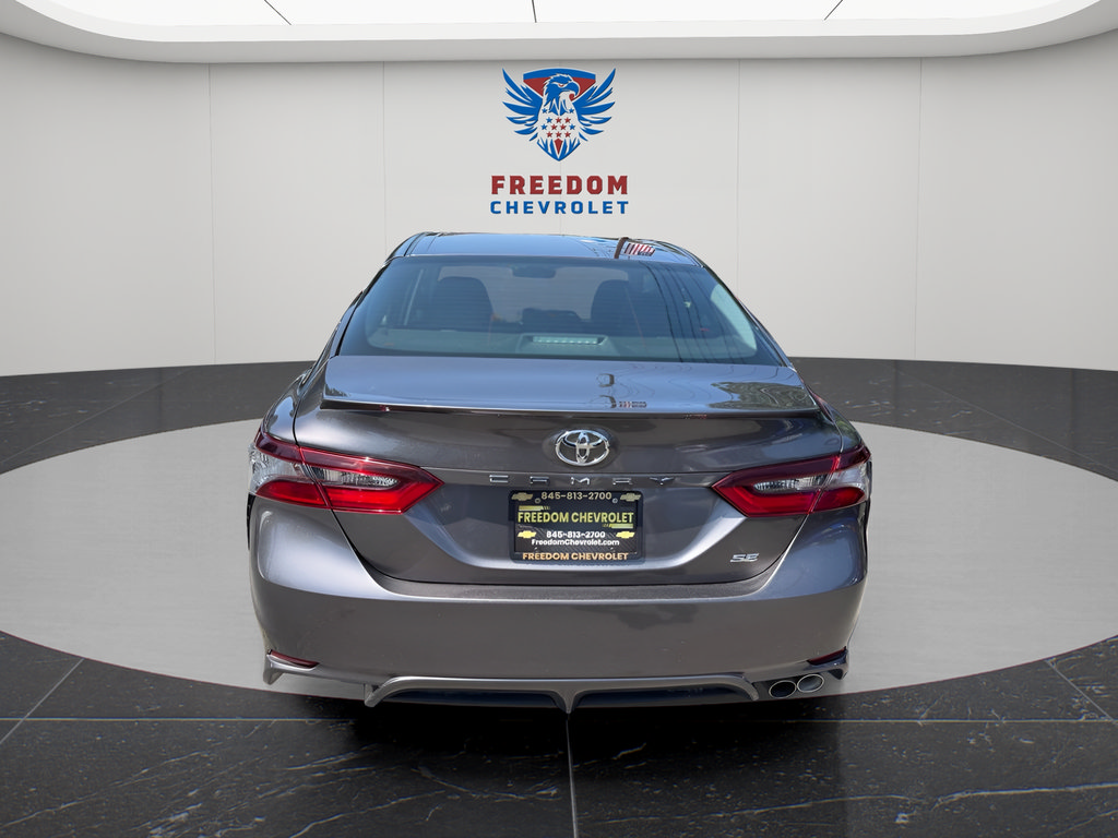Used 2024 Toyota Camry SE FWD image 6