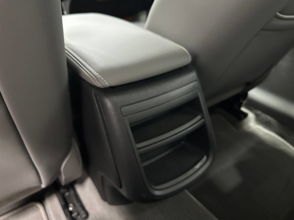 Used 2019 Chevrolet Impala LS FWD image 42