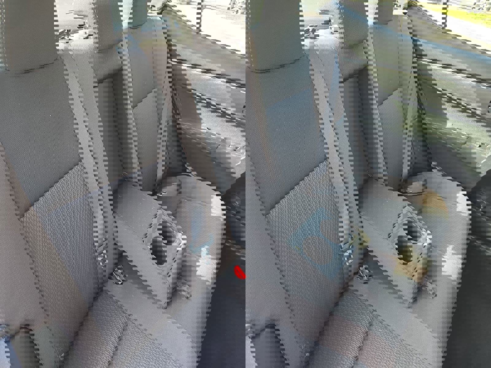 Used 2017 Toyota Corolla L image 11