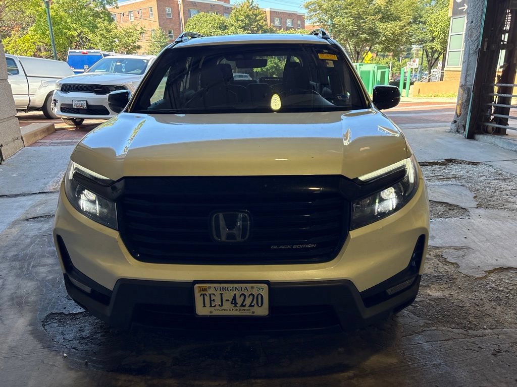 Used 2024 Honda Passport Black Edition image 8
