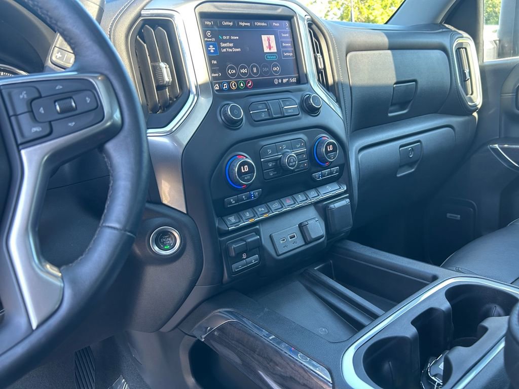 Used 2022 Chevrolet Silverado 2500 LTZ w/ LTZ Premium Package image 19